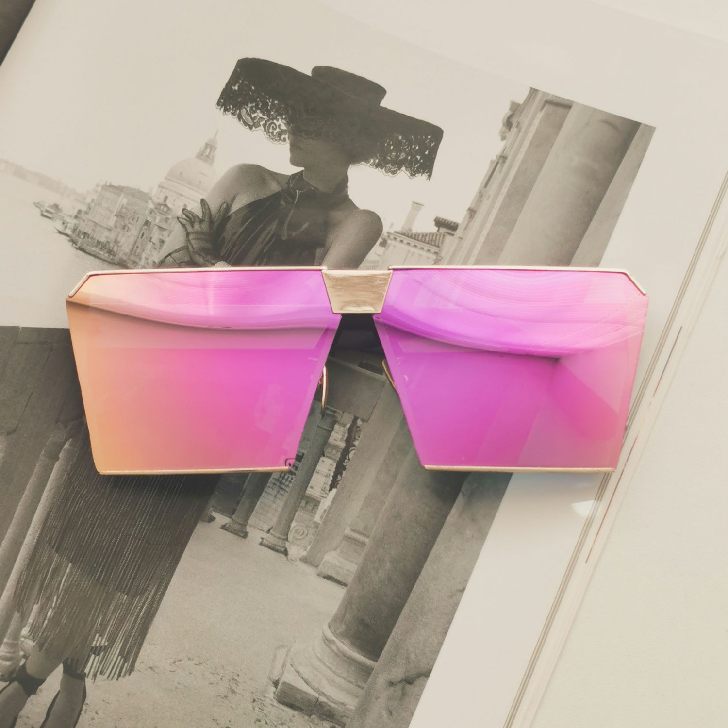 Stardust Fucsia - Gallery 2