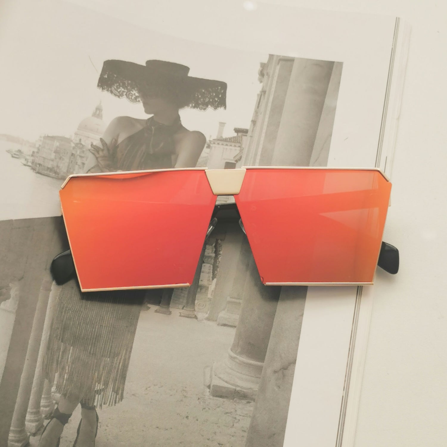 Stardust Orange - Gallery 2
