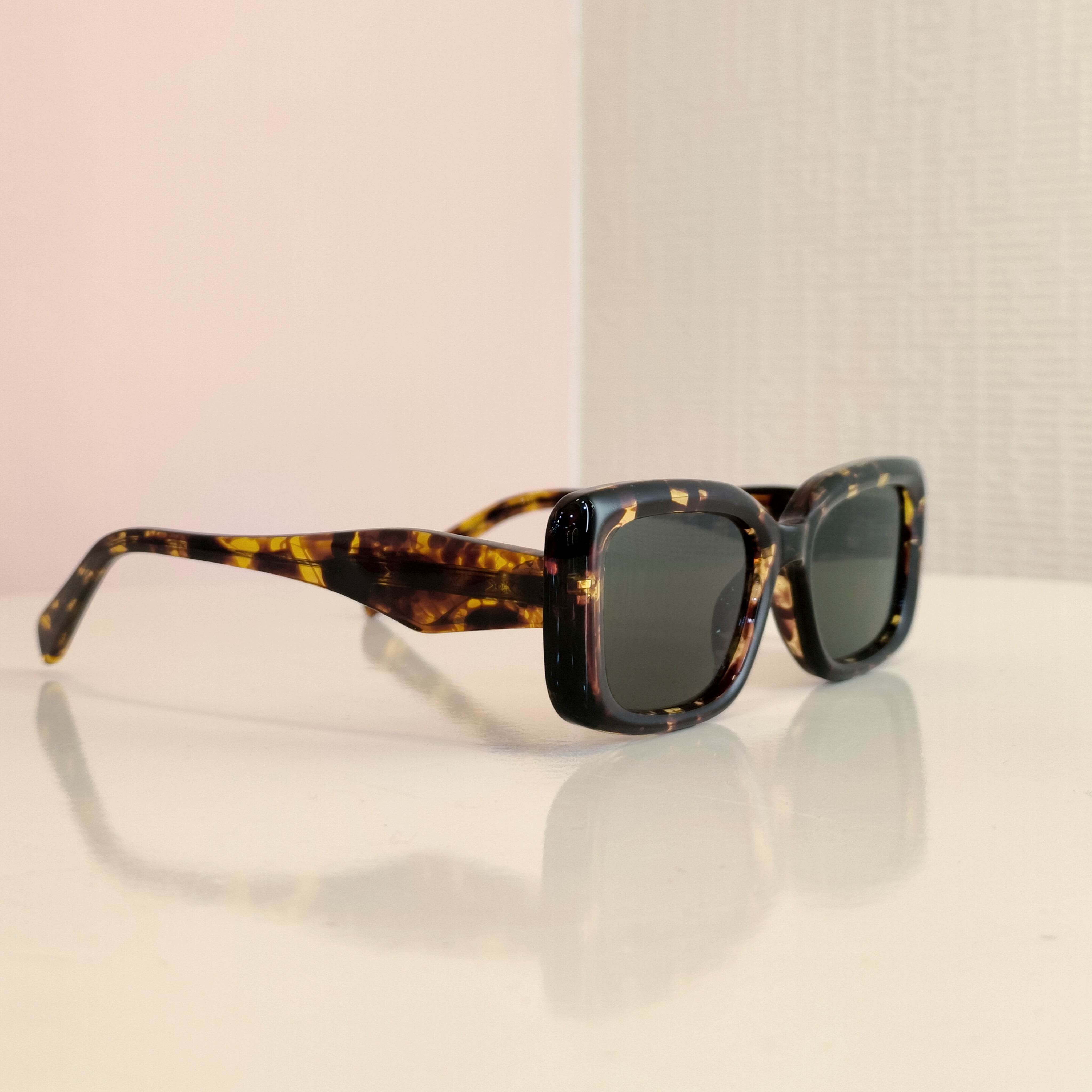 LENTES DE SOL GABRIELA - Gallery 5