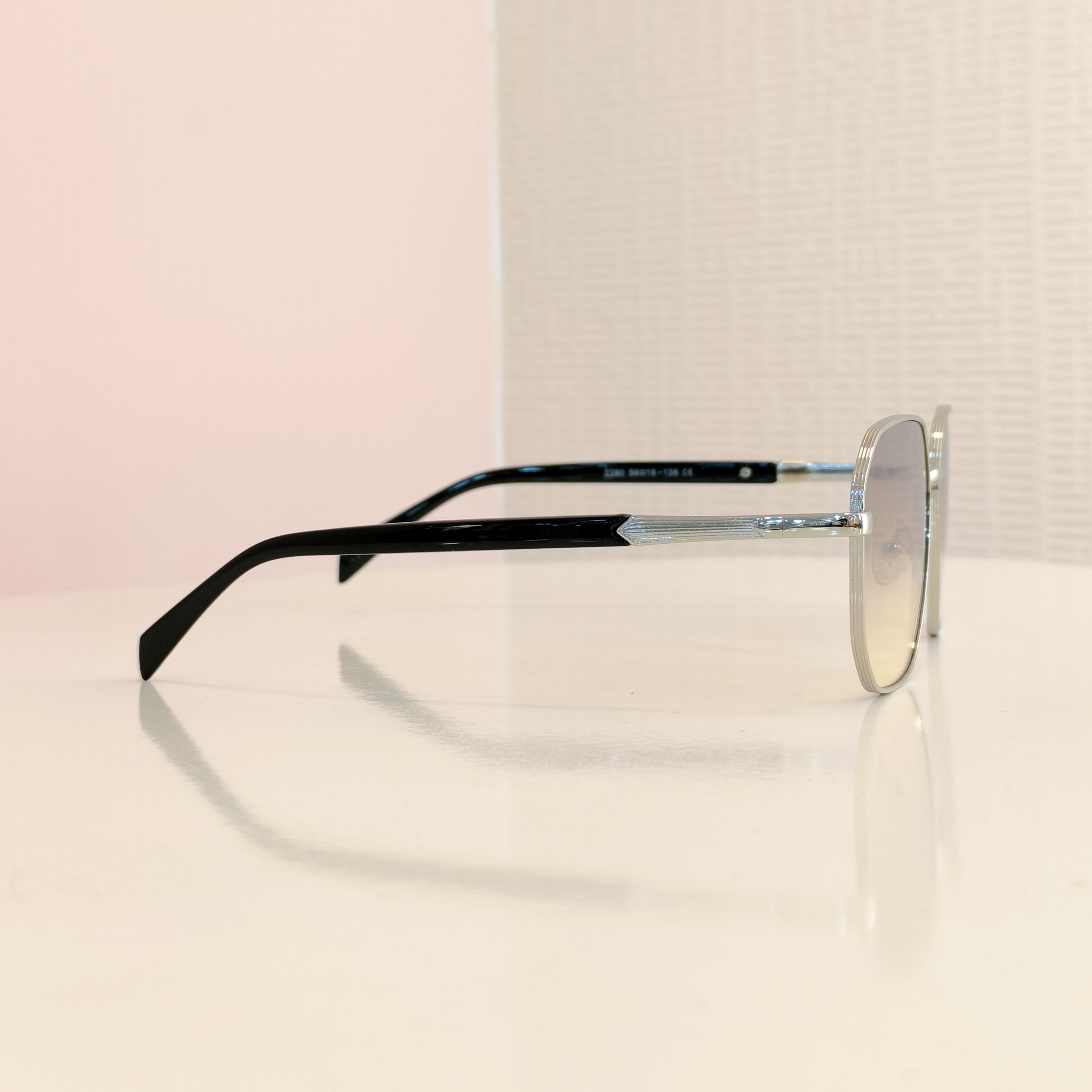 LENTES DE SOL PERLA - Gallery 4