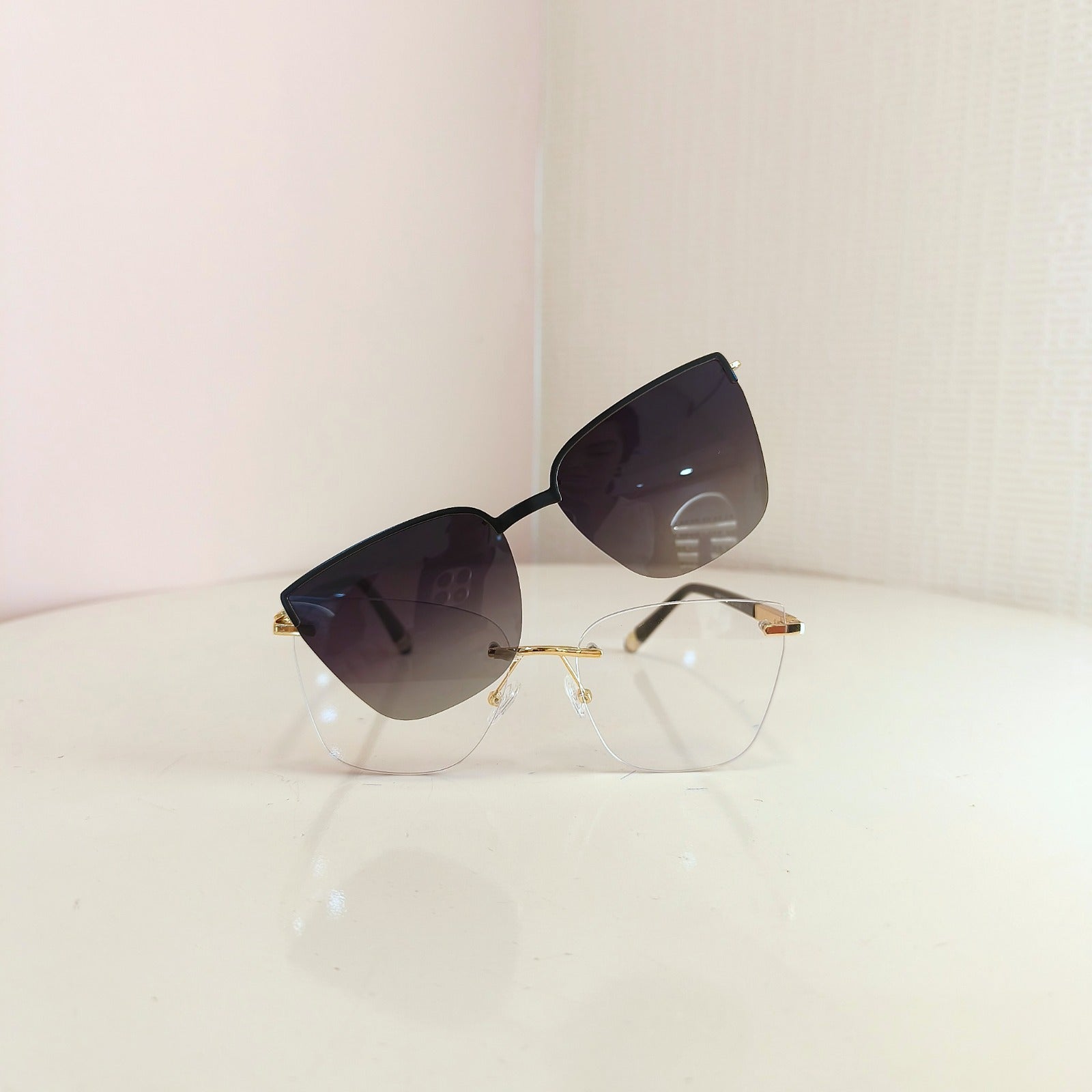 AURA CLIP ON 2 EN 1 - Gallery 1